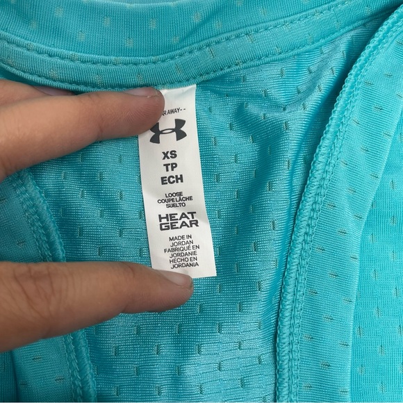 NWT imperfect Under Armour Women’s Tank Top Size XS - Picture 7 of 9